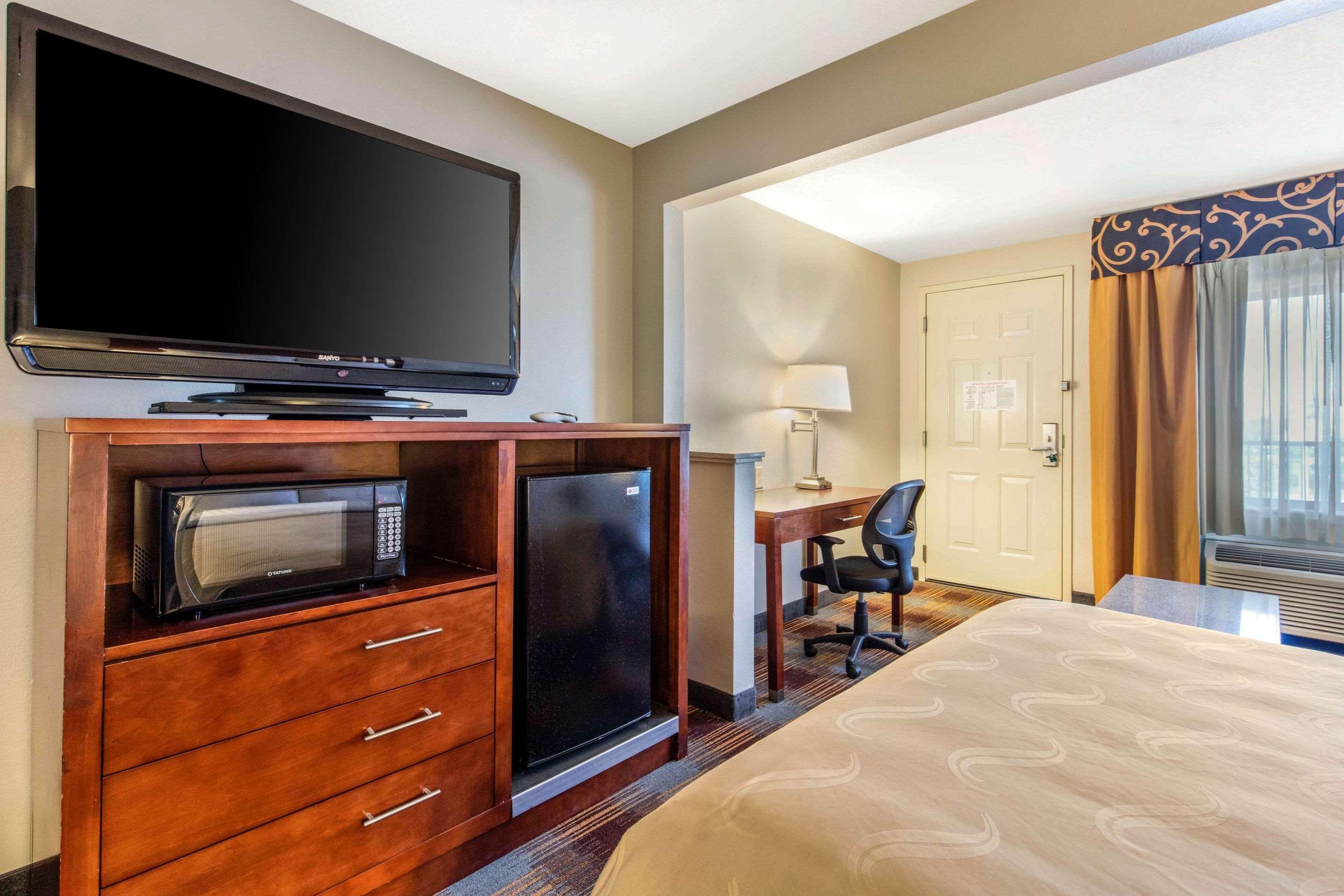 Quality Inn Airport I-240 Memphis Eksteriør bilde