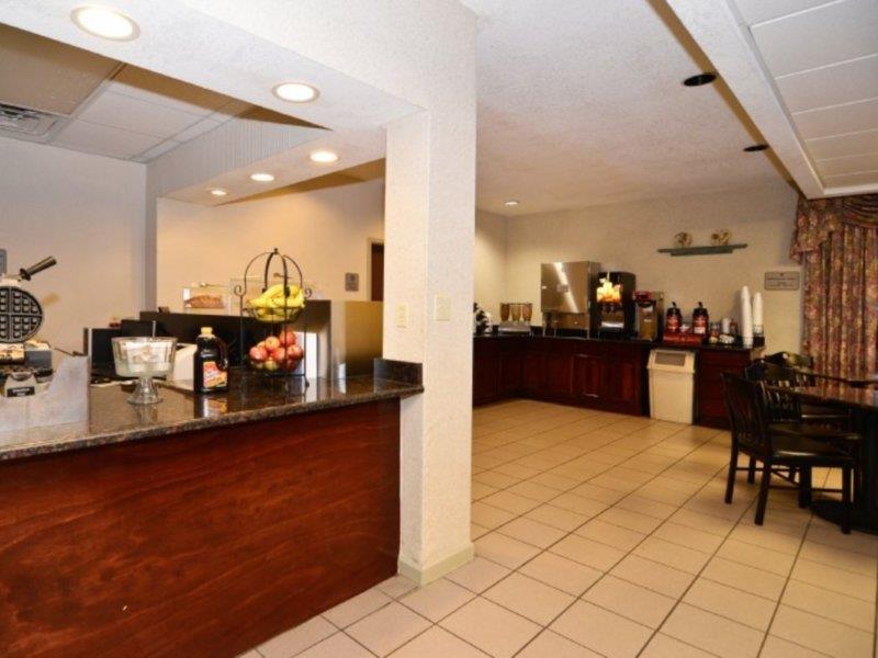 Quality Inn Airport I-240 Memphis Eksteriør bilde
