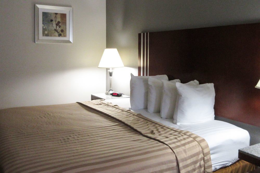 Quality Inn Airport I-240 Memphis Eksteriør bilde
